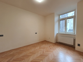 Pronájem bytu 2+kk v družstevním vlastnictví 49 m², Brno