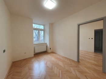 Pronájem bytu 2+kk v družstevním vlastnictví 49 m², Brno