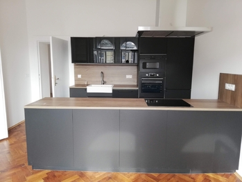 Prodej bytu 3+1 v osobním vlastnictví 101 m², Praha 5 - Smíchov