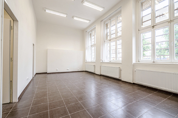 Pronájem kancelářských prostor 31 m², Louny