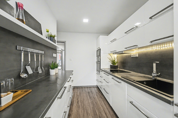 Prodej bytu 3+1 v osobním vlastnictví 79 m², Praha 10 - Petrovice