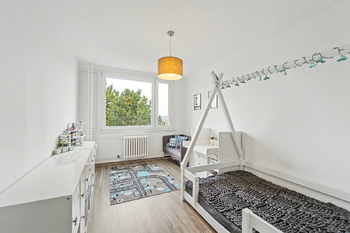 Prodej bytu 3+1 v osobním vlastnictví 79 m², Praha 10 - Petrovice