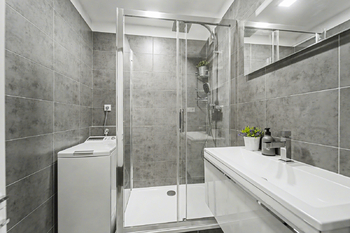 Prodej bytu 3+1 v osobním vlastnictví 79 m², Praha 10 - Petrovice