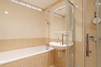 Prodej bytu 4+1 v osobním vlastnictví 102 m², Praha 4 - Podolí