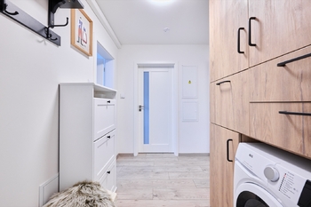 Prodej bytu 2+kk v osobním vlastnictví 53 m², Praha 10 - Strašnice