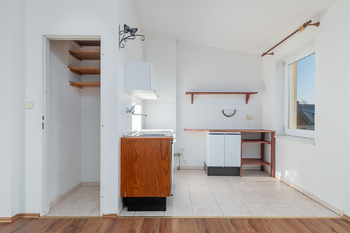 Prodej bytu 2+1 v osobním vlastnictví 70 m², Plzeň