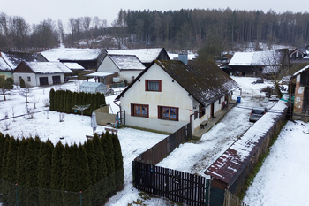 Prodej domu 96 m², Mezholezy