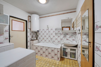 Prodej domu 96 m², Mezholezy