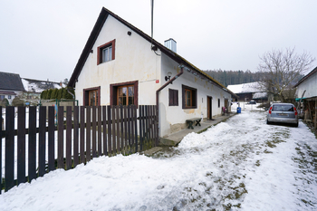 Prodej domu 96 m², Mezholezy