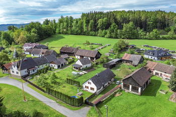Prodej domu 96 m², Mezholezy