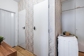 Chodba. - Prodej bytu 2+kk v osobním vlastnictví 46 m², Tábor