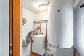 Technická místnost. - Prodej bytu 4+1 v osobním vlastnictví 140 m², Jindřichův Hradec