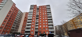 Pohled na budovu - Prodej bytu 2+kk v osobním vlastnictví 44 m², Brno