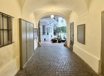 Pronájem bytu 1+1 v osobním vlastnictví 39 m², Praha 1 - Staré Město