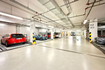 Prodej garáže 15 m², Praha 7 - Holešovice