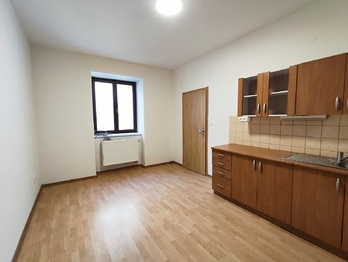 Pronájem bytu 2+1 v osobním vlastnictví 61 m², České Budějovice