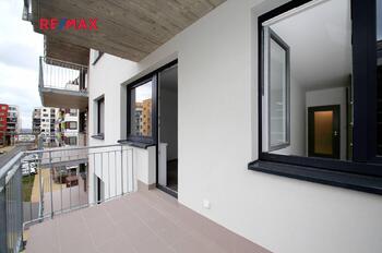 Pronájem bytu 2+kk v osobním vlastnictví 56 m², Praha 9 - Vysočany