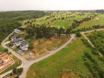 Prodej pozemku 1666 m², Vysoký Újezd