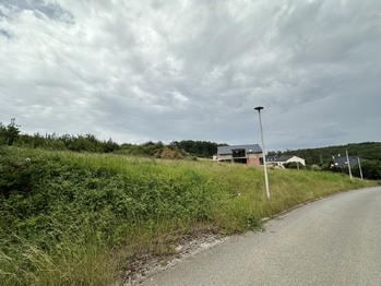 Prodej pozemku 1666 m², Vysoký Újezd