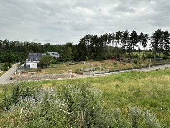 Prodej pozemku 1666 m², Vysoký Újezd