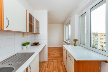 Prodej bytu 3+1 v osobním vlastnictví 76 m², Praha 4 - Záběhlice