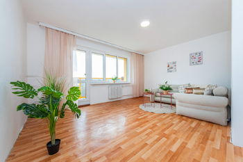 Prodej bytu 3+1 v osobním vlastnictví 76 m², Praha 4 - Záběhlice