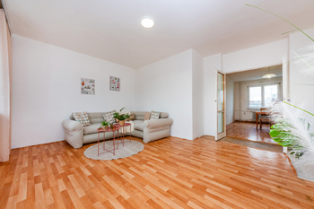 Prodej bytu 3+1 v osobním vlastnictví 76 m², Praha 4 - Záběhlice