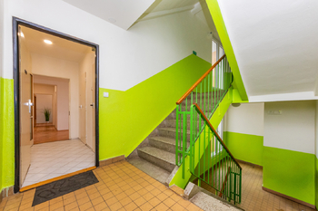 Prodej bytu 3+1 v osobním vlastnictví 76 m², Praha 4 - Záběhlice