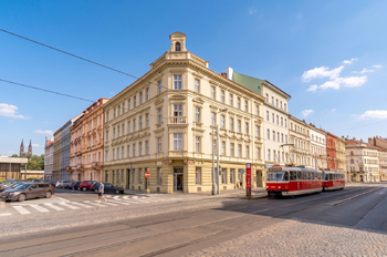 Prodej bytu 2+kk v osobním vlastnictví 37 m², Praha 5 - Smíchov