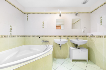 Prodej domu 88 m², Bašť