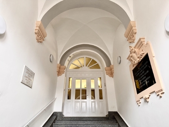 Prodej kancelářských prostor 2126 m², Kyjov