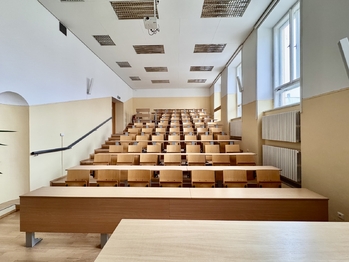 Prodej kancelářských prostor 2126 m², Kyjov