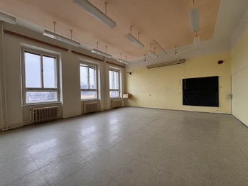 Prodej kancelářských prostor 2126 m², Kyjov