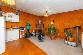 Prodej domu 309 m², Kněževes