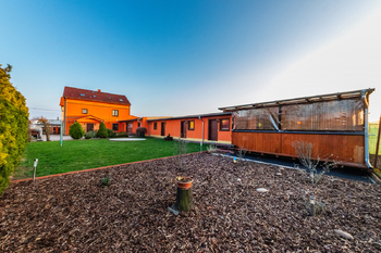 Prodej domu 309 m², Kněževes