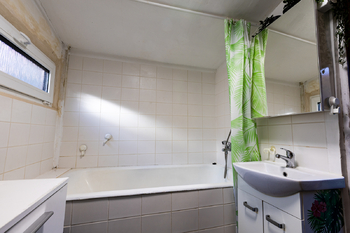 Prodej pozemku 2025 m², Vonoklasy