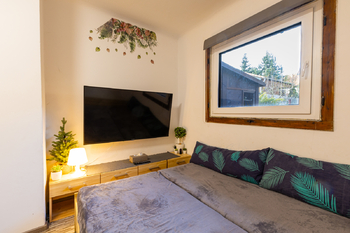 Prodej pozemku 2025 m², Vonoklasy