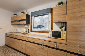 Prodej pozemku 2025 m², Vonoklasy