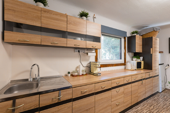 Prodej pozemku 2025 m², Vonoklasy