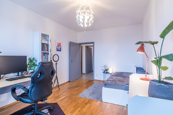 Prodej bytu 3+kk v osobním vlastnictví 96 m², Praha 8 - Karlín