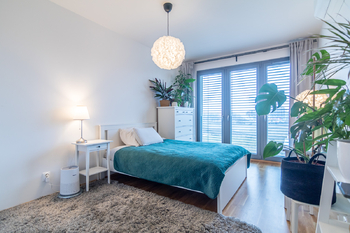 Prodej bytu 3+kk v osobním vlastnictví 96 m², Praha 8 - Karlín