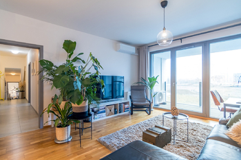 Prodej bytu 3+kk v osobním vlastnictví 96 m², Praha 8 - Karlín