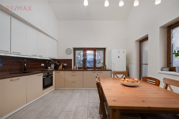 Prodej bytu 4+kk v osobním vlastnictví 675 m², Příbor