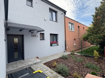 Prodej domu 165 m², Velké Přílepy