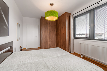 Pronájem bytu 2+kk v osobním vlastnictví 61 m², Horoměřice