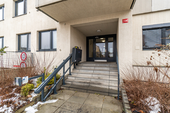 Pronájem bytu 2+kk v osobním vlastnictví 61 m², Horoměřice