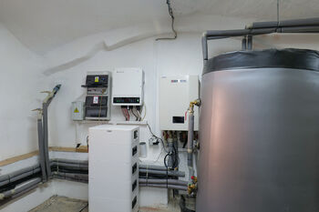 Prostory ve větším domě - Prodej domu 536 m², Sedlec-Prčice