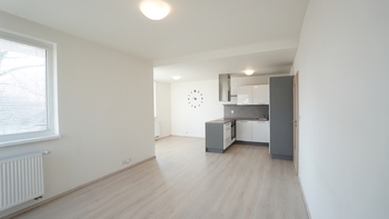 Pronájem bytu 2+kk v osobním vlastnictví 56 m², Zbuzany