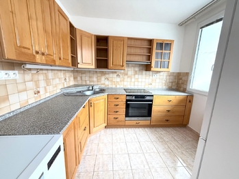 Pronájem bytu 3+1 v osobním vlastnictví 67 m², Praha 10 - Strašnice