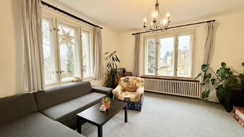 obývací pokoj - Pronájem bytu 2+1 v osobním vlastnictví 65 m², Praha 5 - Hlubočepy